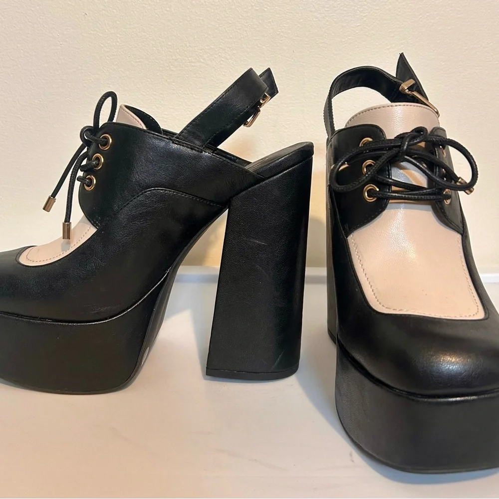 SONDOS FAUX LEATHER CHUNKY SLINGBACK HEELS in Black/Chalk size8/39